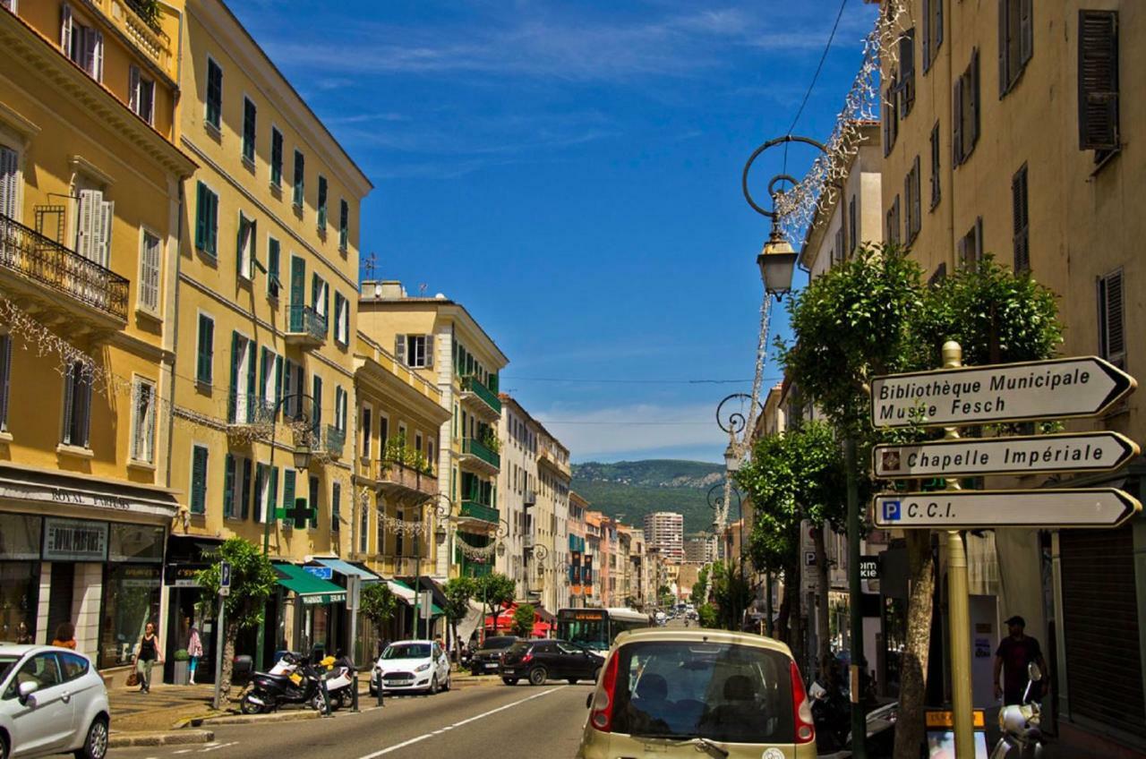 F3 - Standing Centre Ville Calme Et Climatise Аяччо Екстер'єр фото
